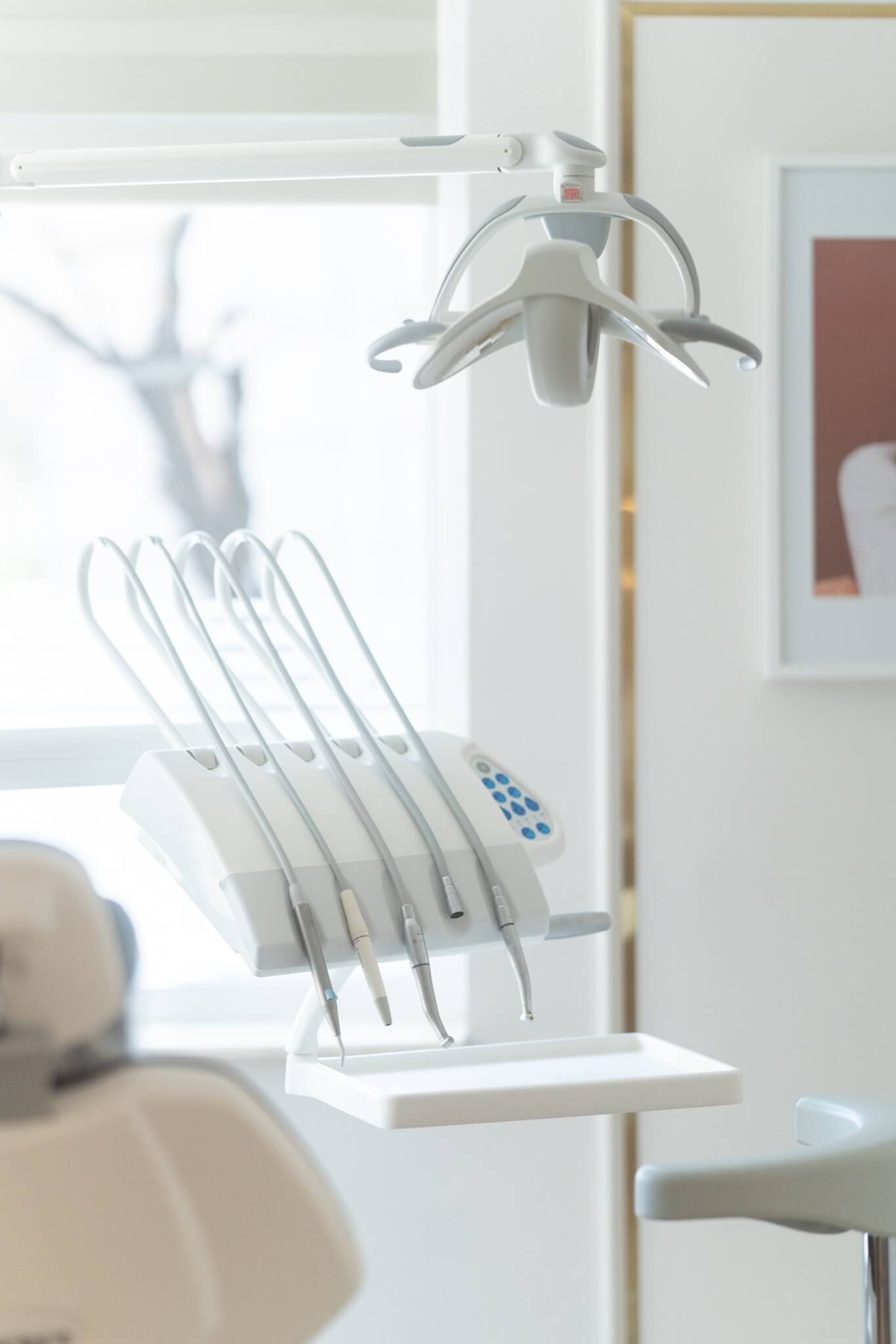 cum-decurge-prima-vizita-la-dentist-pentru-un-plan-de-implant-in-cluj-napoca-abordarea-dental-chic4